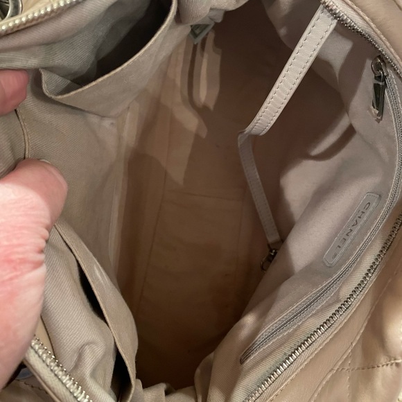 ❌SOLD❌ CHANEL, AUTHENTIC…Two Tone Leather - Picture 9 of 10